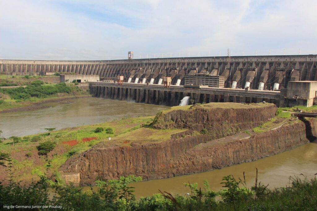 IMG DA USINA HIDRELETRICA DE ITAIPU